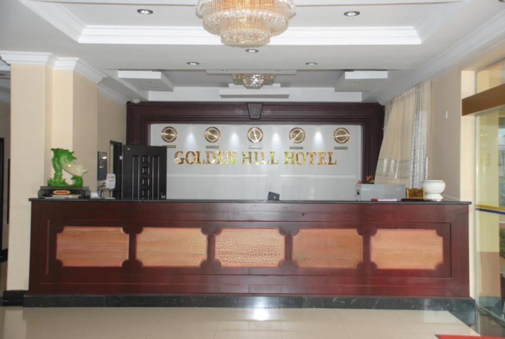 Golden Hill Hotel - Lashio Extérieur photo