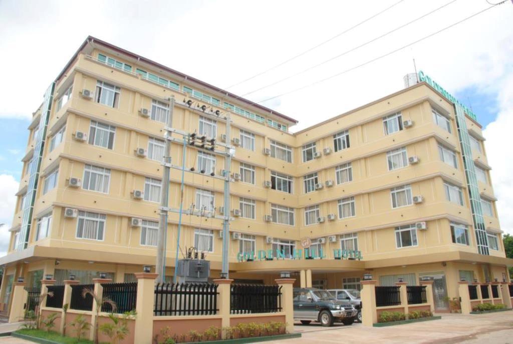 Golden Hill Hotel - Lashio Extérieur photo